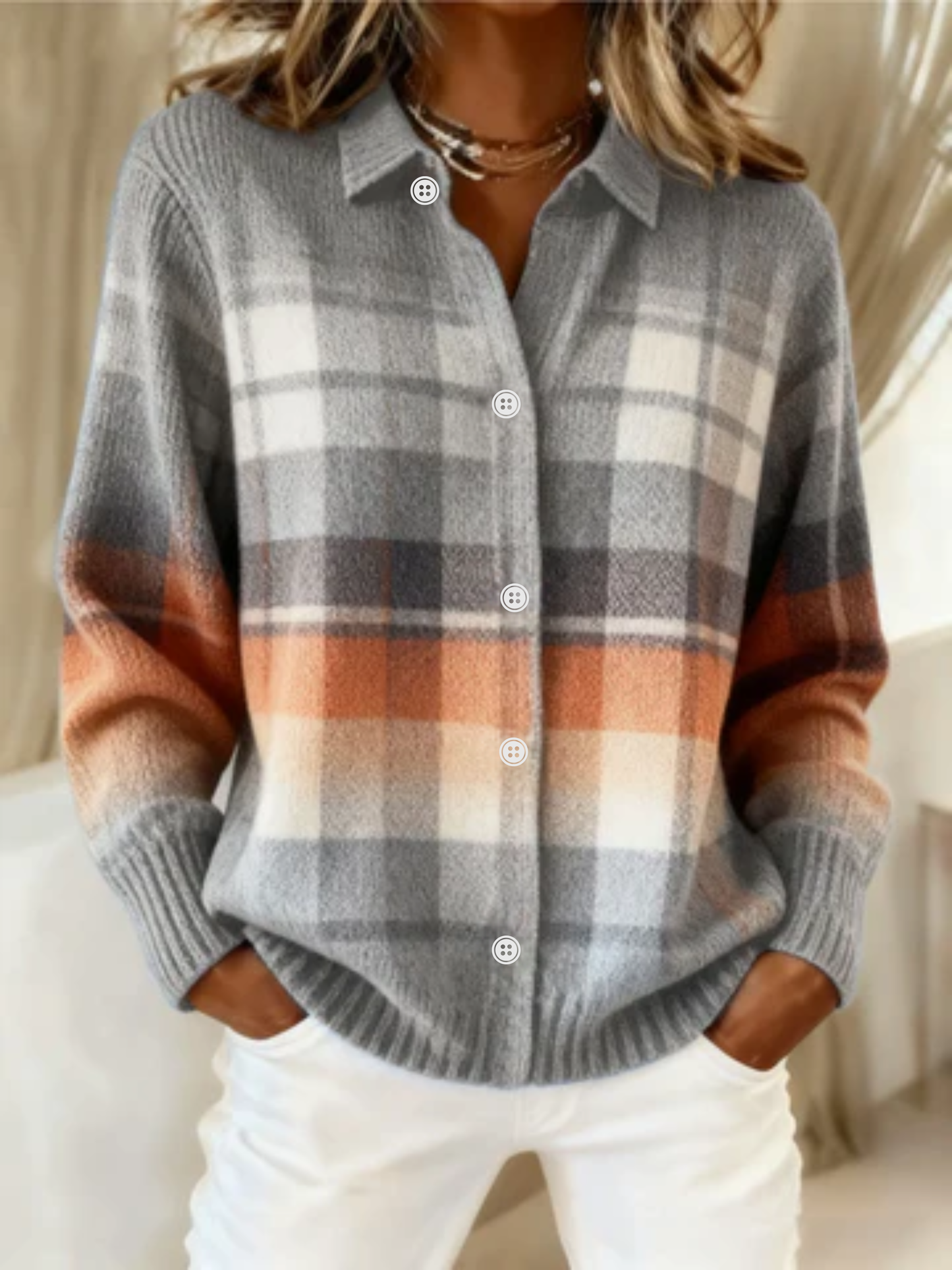 Vivi | Ternet bluse med moderne charm og poleret udtryk