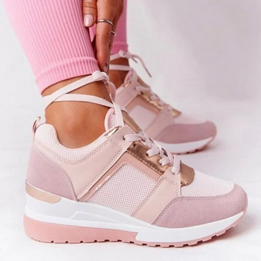 Lette snøresneakers