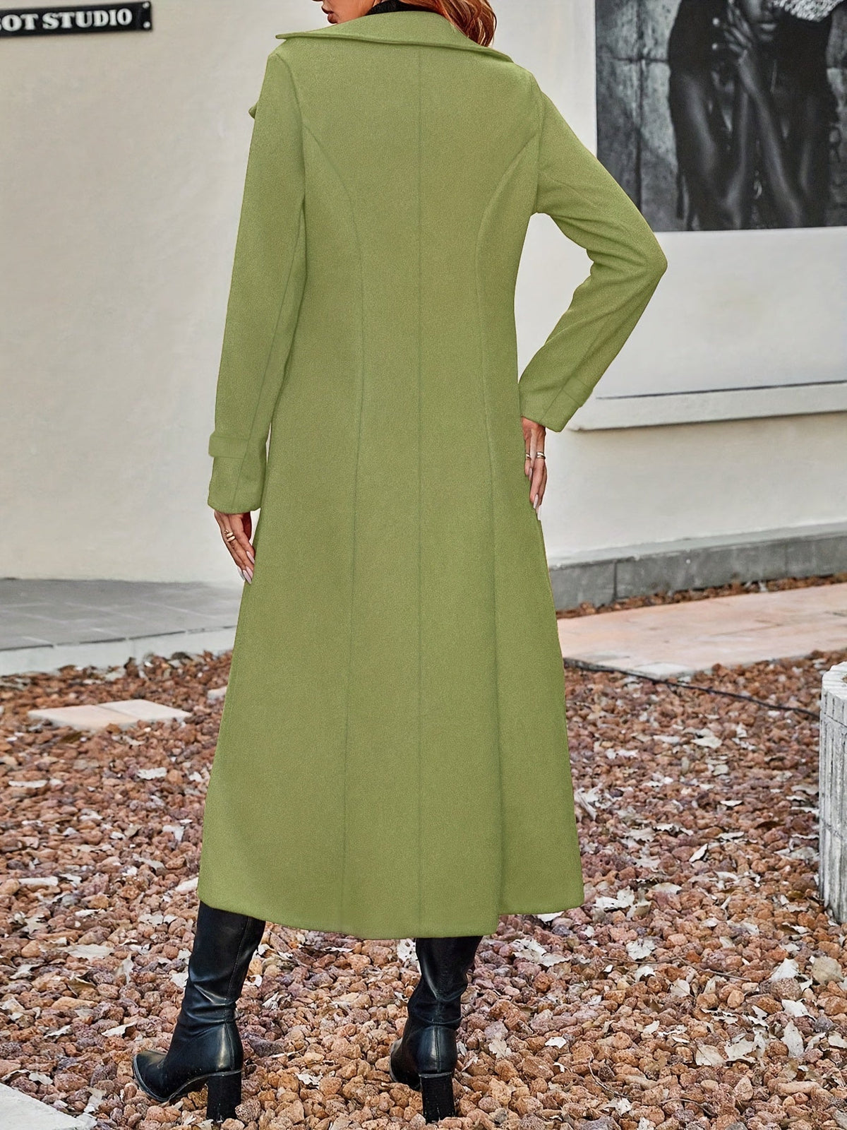 Nova | Trenchcoat med Dobbelt Knaplukning og Lang Elegant Pasform