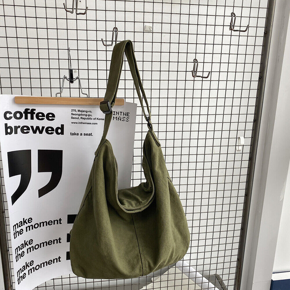 Ragna | Stor skuldertaske i kanvas med minimalistisk design