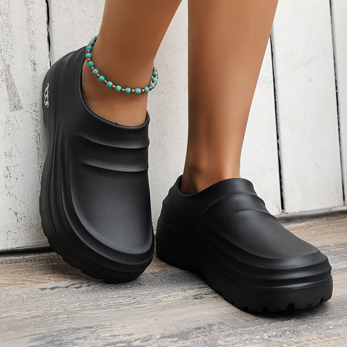 Sienna - Elegante slip-on træsko med slidstærk sål