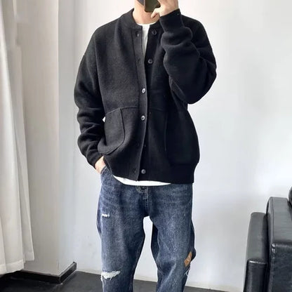 Harry | Elegant herrecardigan i blød strik med knapper til layering