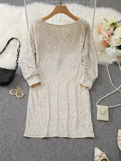 Alana - Glitrende off-shoulder kjole med sequin-detaljer
