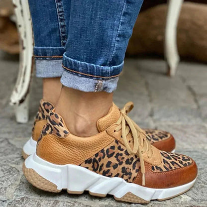 Freya - Sneakers med leopardprint og blød, tyk sål