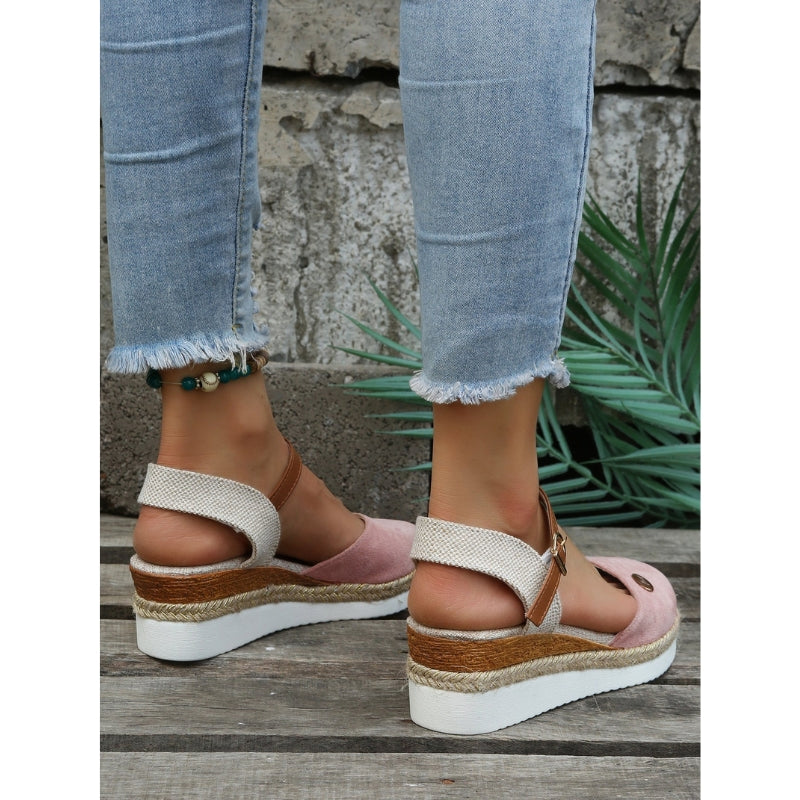 Elizabeth - Slingback kilehælsandaler med spænderem og rund