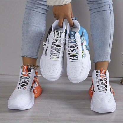 Dagmar - Alsidige ankelhøje sneakers med flad tå og