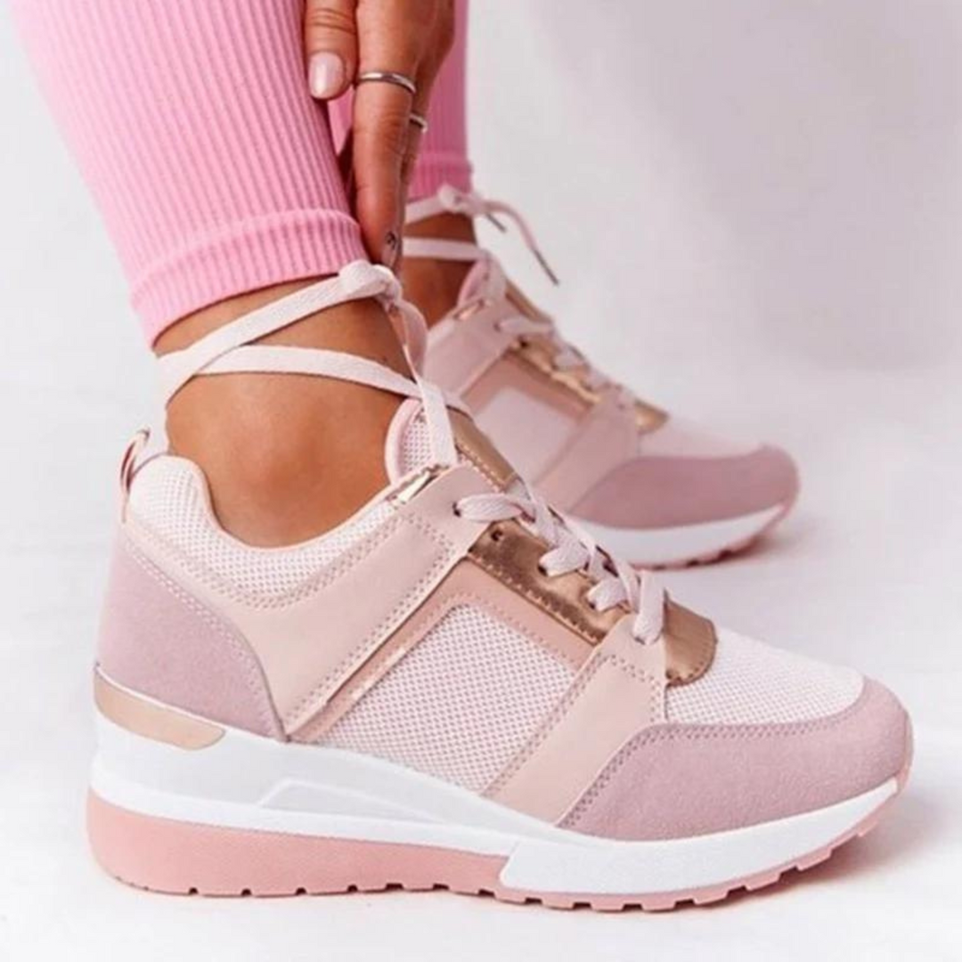 Lette snøresneakers