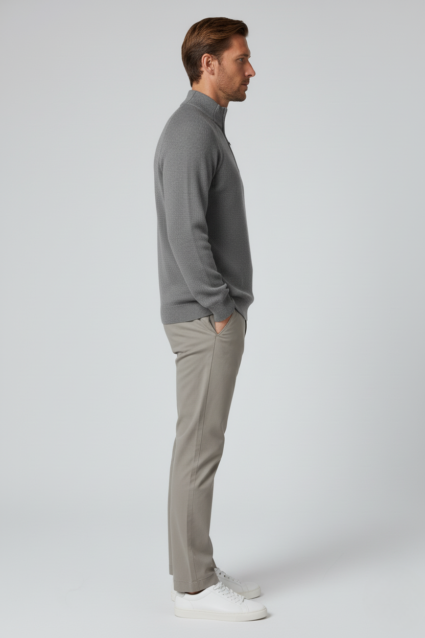Stilfuld Half-Zip Striktrøje Med Ståkrave
