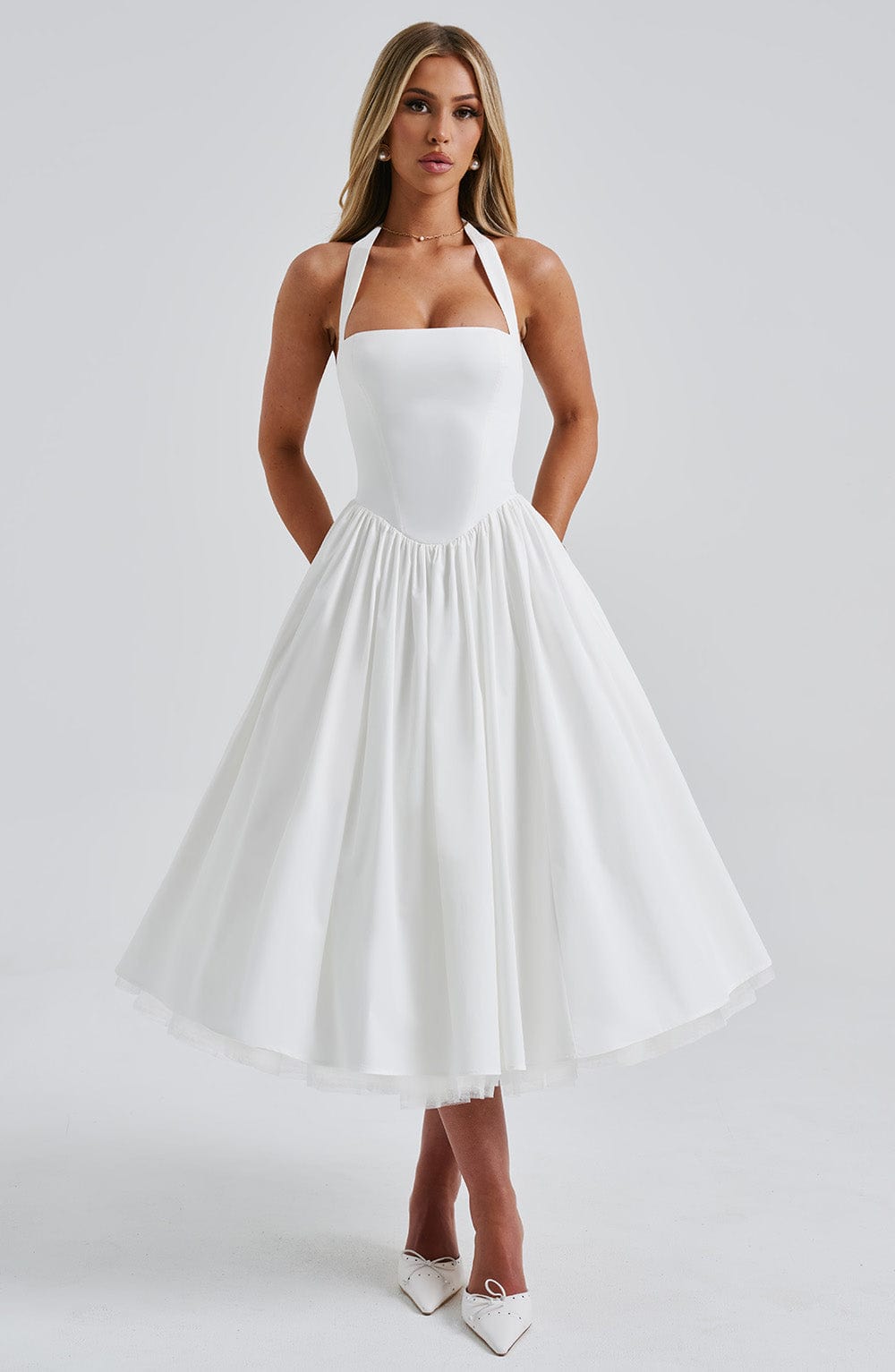 Dame Halter Midi Kjole til Bryllupsgæst