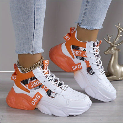 Dagmar - Alsidige ankelhøje sneakers med flad tå og