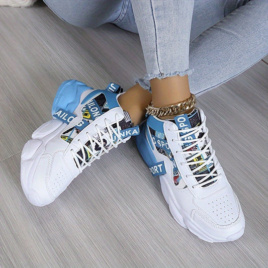 Dagmar - Alsidige ankelhøje sneakers med flad tå og