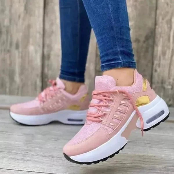 Rundtåede sneakers til kvinder med snørelukning