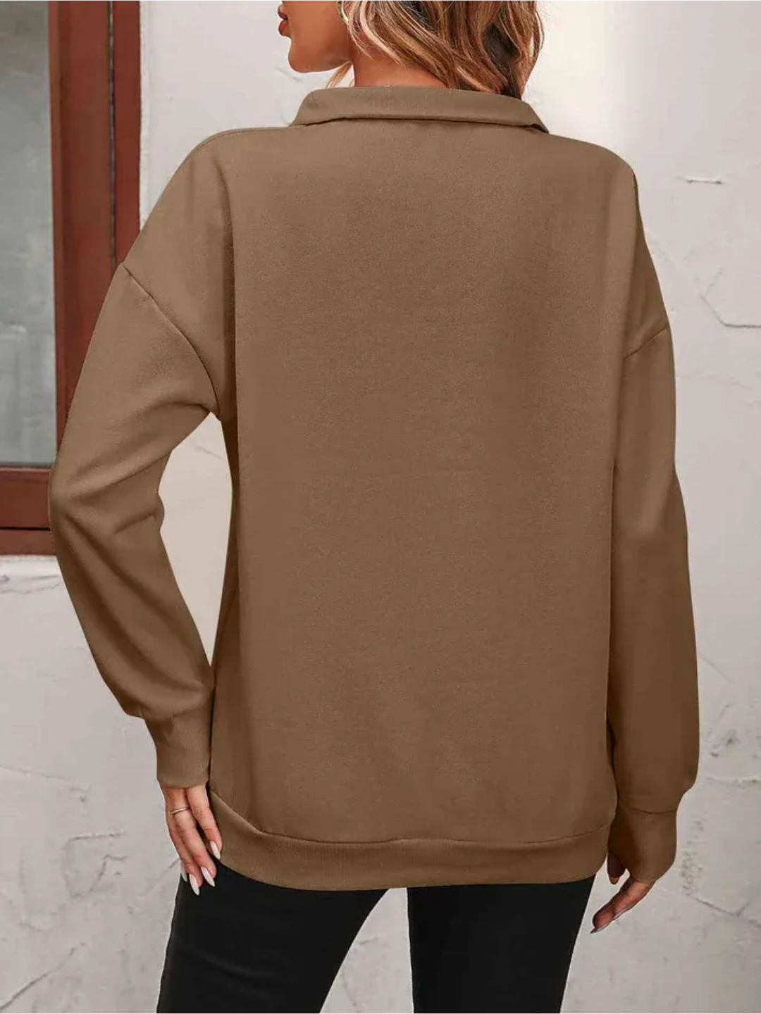 Sweatshirt med lynlås og hængende skulder til kvinder