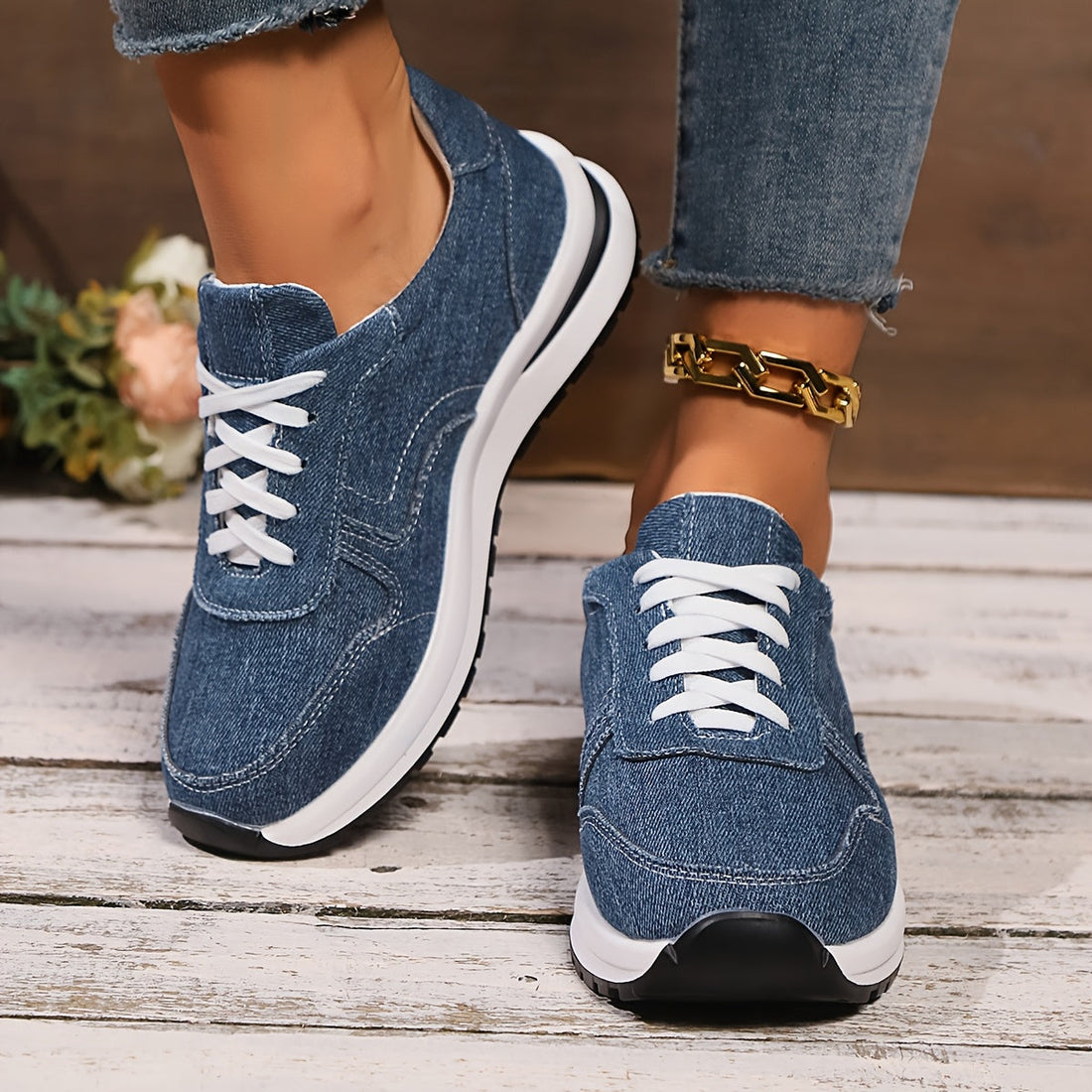 Aria - Casual sneakers med snørebånd og polstret sål