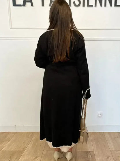 Caroline | Elegant trenchcoat med bælte i taljen og sidelommer