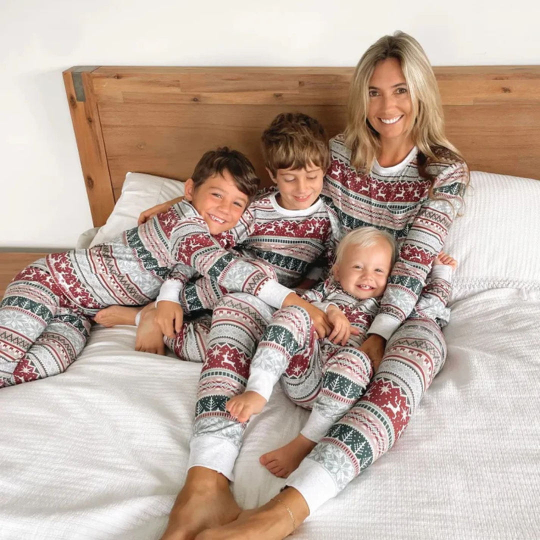 Wreath | Julepyjamas i blødt stof til hele familien