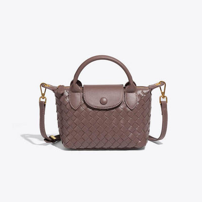 Athena - Kompakt crossbody-taske med vævet tekstur