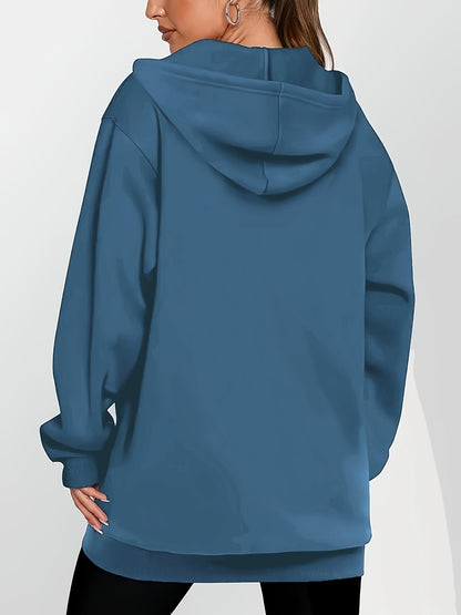 Yvonne | Lang hoodie med lynlås, kangurulommer og justerbar hætte