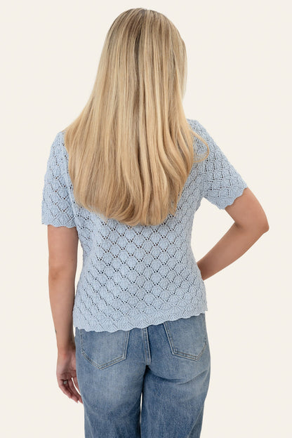 Julie | Feminin Strikket Cardigan I Blå Med Mønster