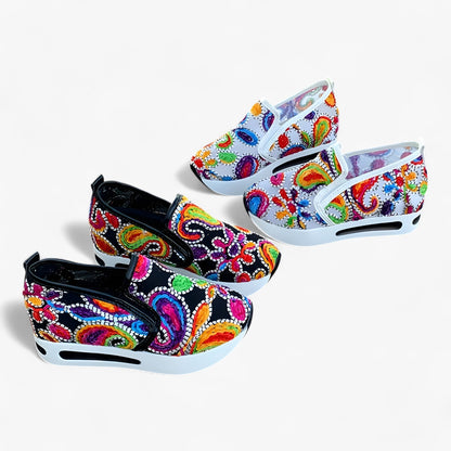 Amanda - Slip-on sneakers med kileformet sål &