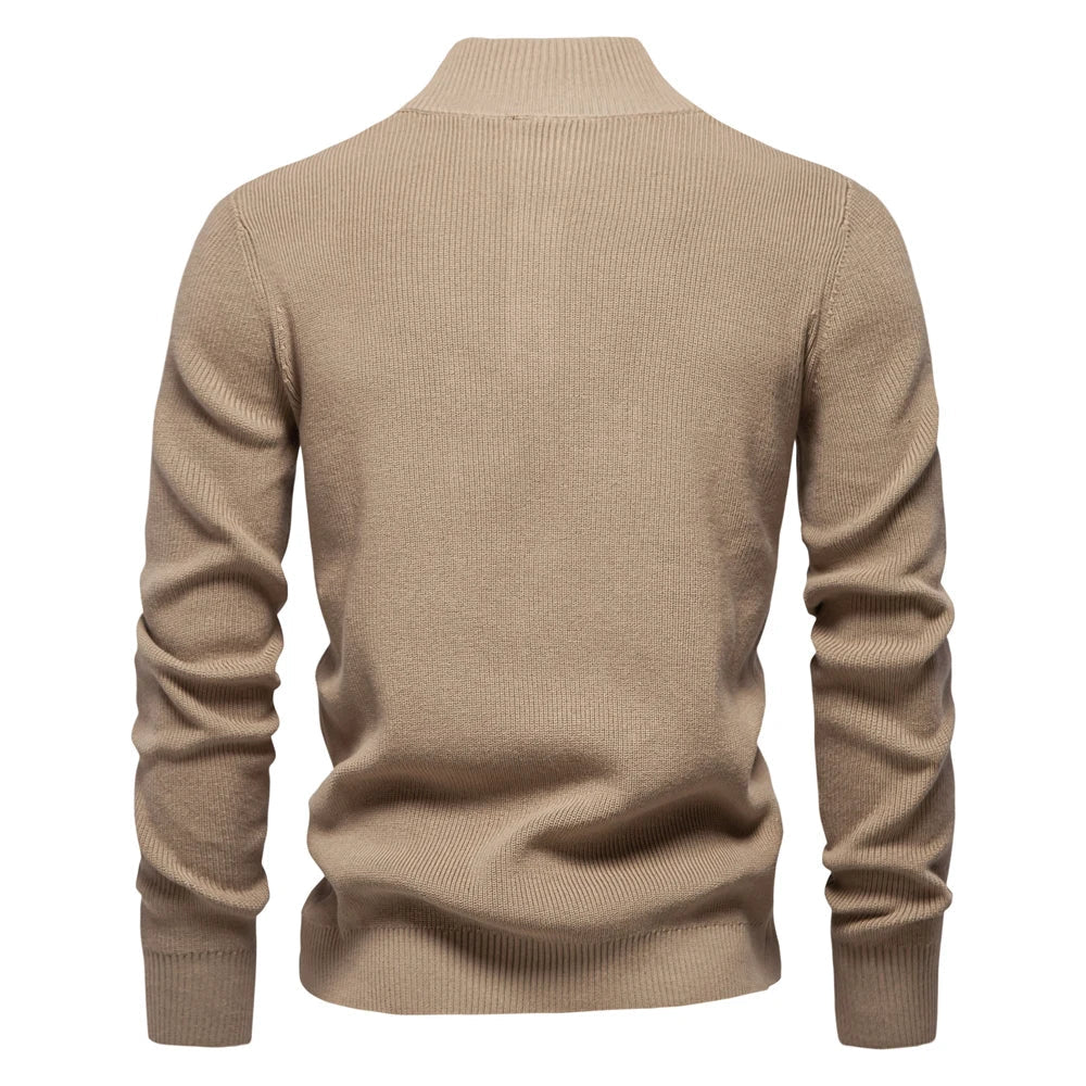 Stilfuld Herrepullover Med Eksklusivt Knapdesign