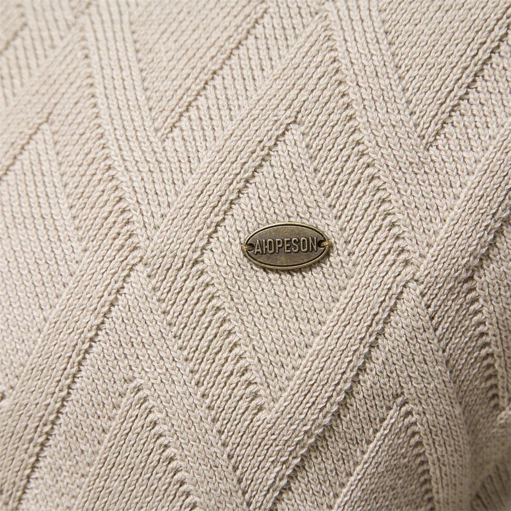 Elegant Stilfuld Herrepullover Med Rhombemønster