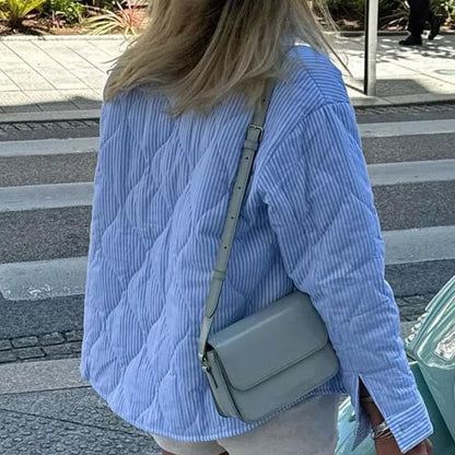 Celia - Dame oversized jakke med knaplukning og stribet