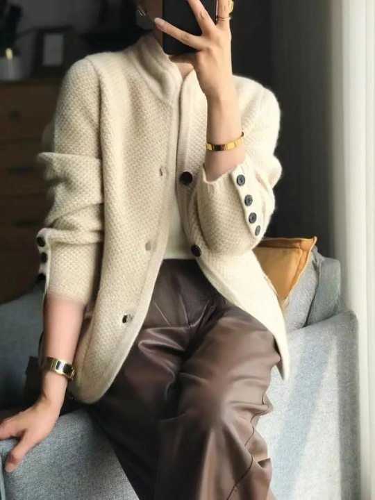 Solvej | Cardigan i 100 procent kashmir med knapper
