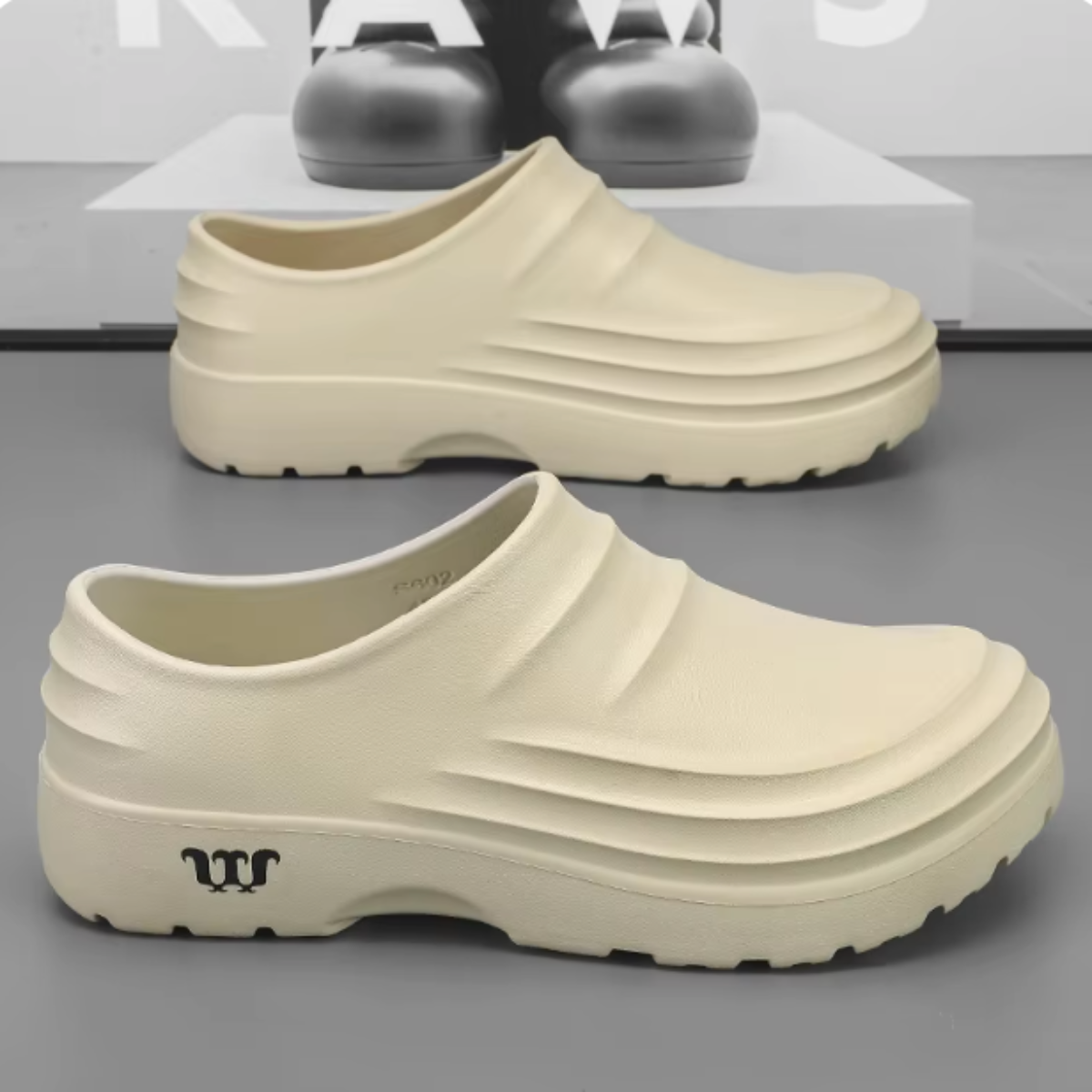 Sienna - Elegante slip-on træsko med slidstærk sål