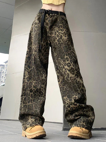 Dame Jeans med Leopardsprint og Brede Ben
