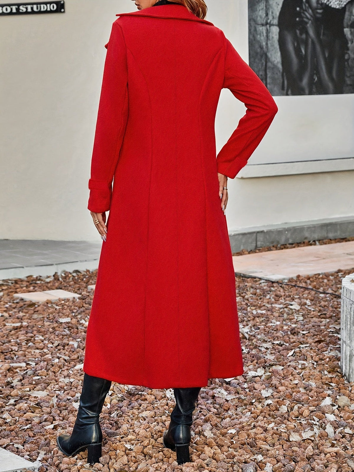 Nova | Trenchcoat med Dobbelt Knaplukning og Lang Elegant Pasform