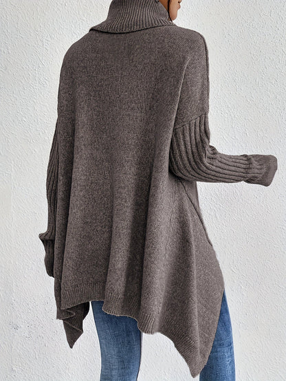 Line | Trøje med Varm Col, Ribdetaljer & High-Low Søm