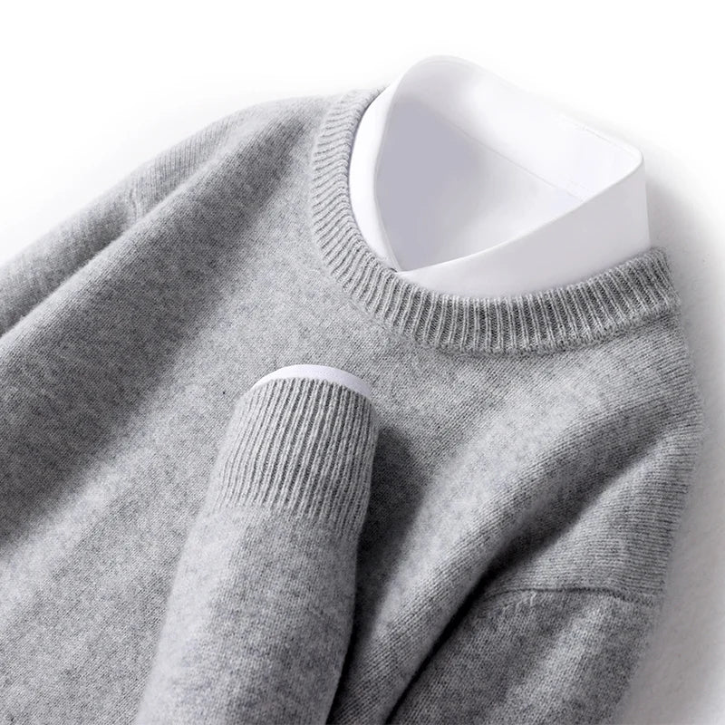 Jonas | Tidløs Herresweater i Varm Strik med Rund Hals
