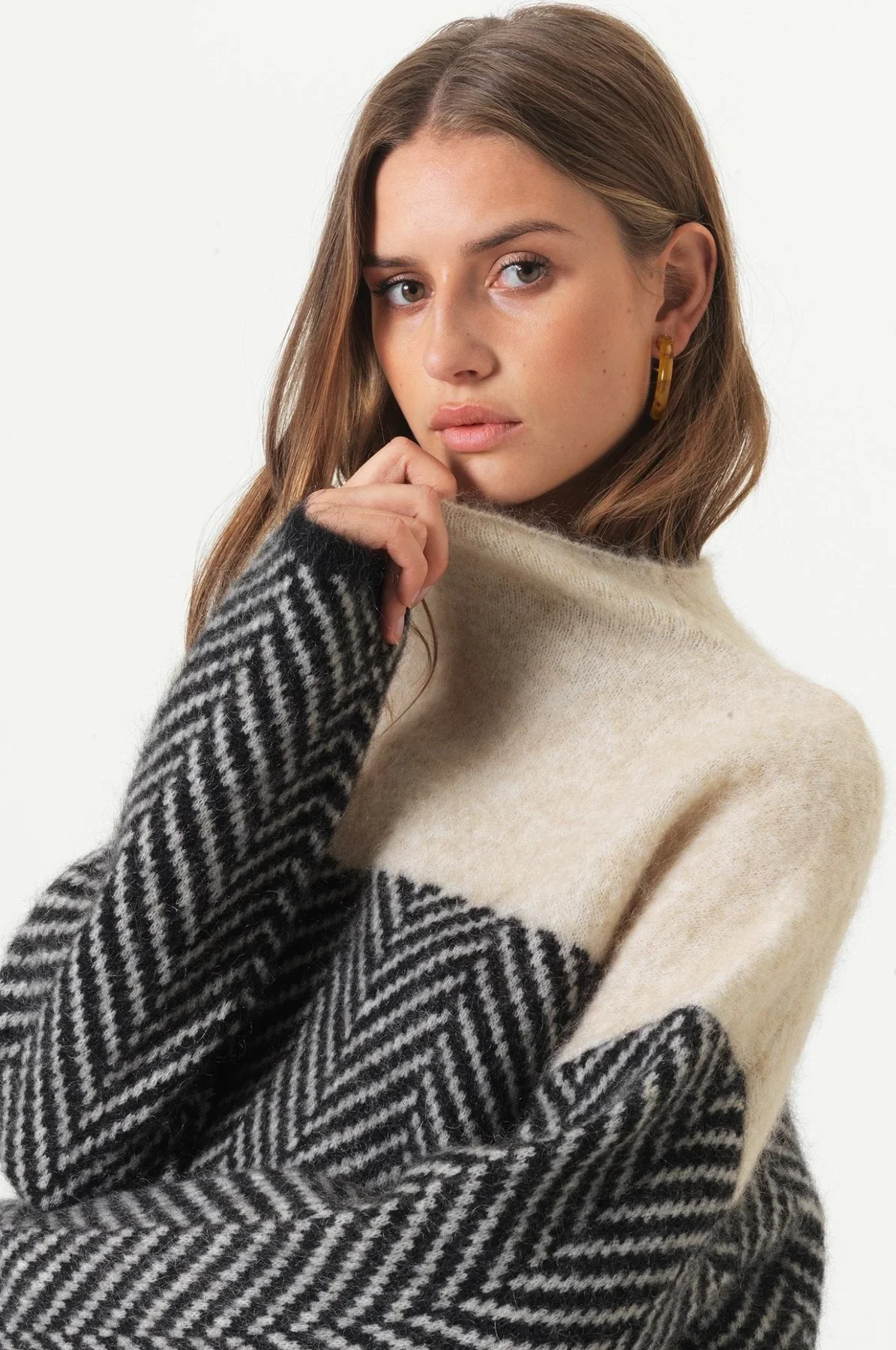 Alberte | Elegant rullekravepullover i blødt og varmt materiale