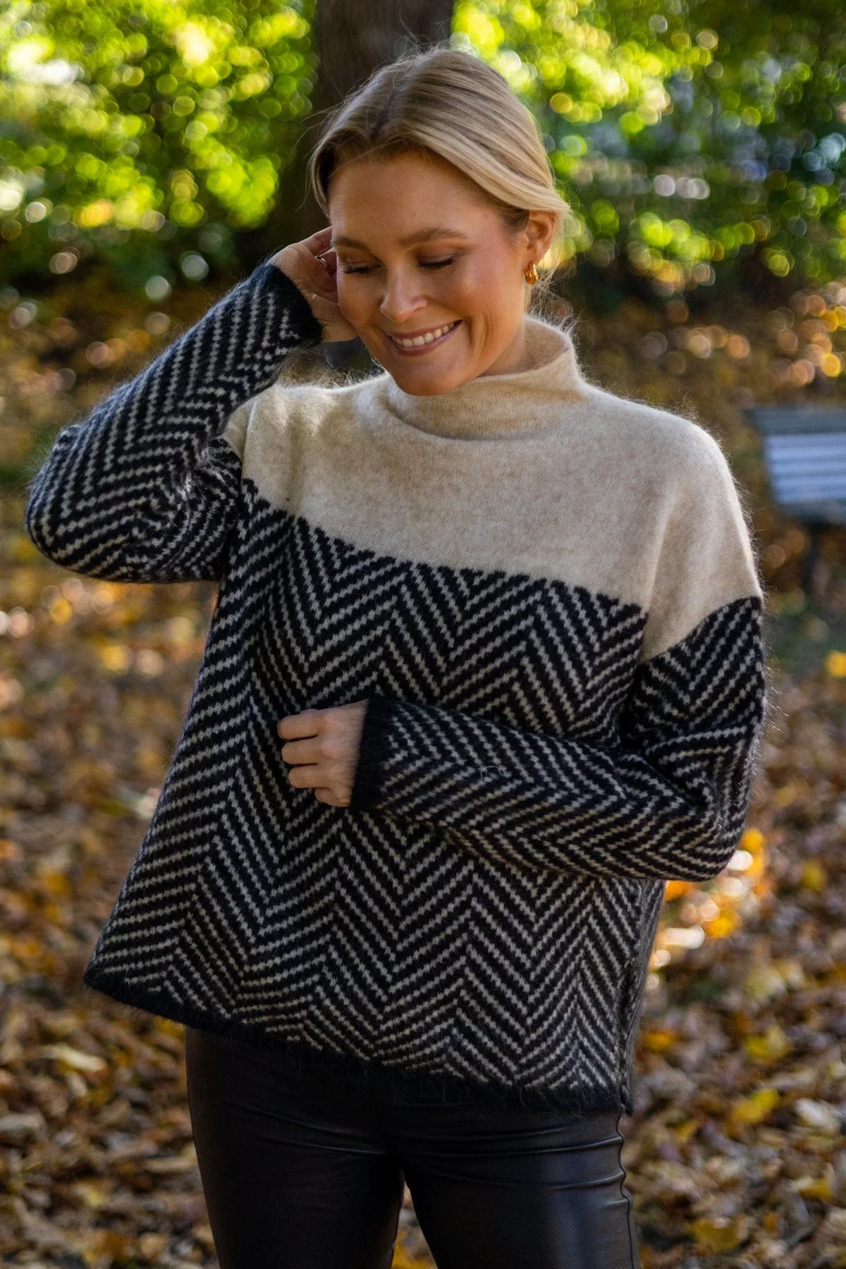 Alberte | Elegant rullekravepullover i blødt og varmt materiale