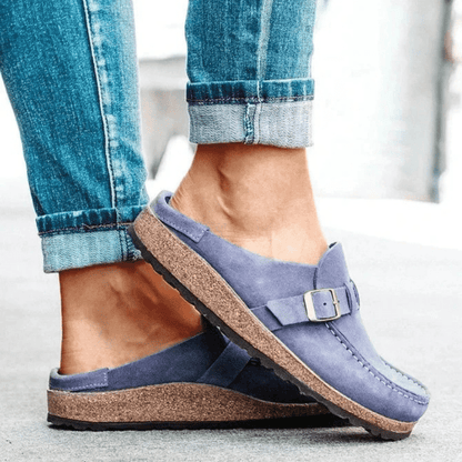 Yelissa - Slip-on sko til dame med spænde detalje
