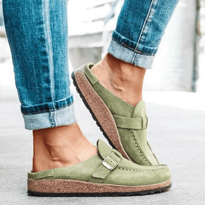 Yelissa - Slip-on sko til dame med spænde detalje