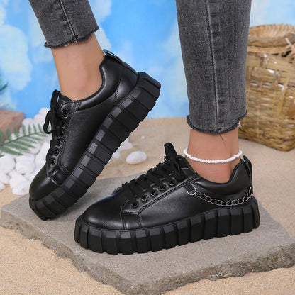 Chloe - Slip-on sneakers med chunky sål og markant