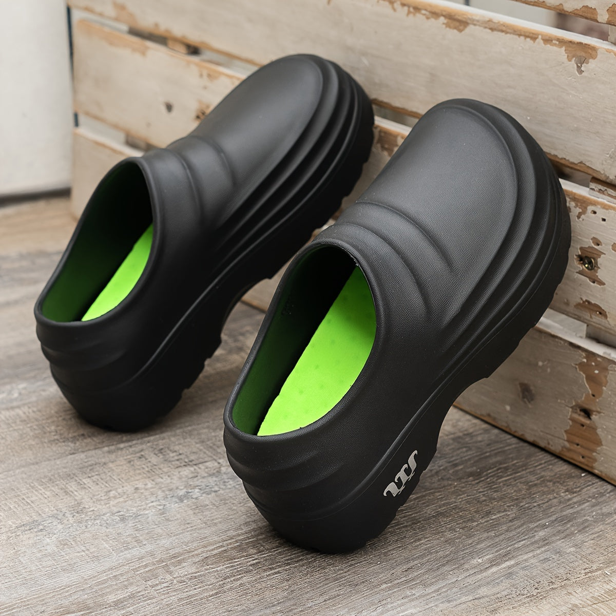 Sienna - Elegante slip-on træsko med slidstærk sål