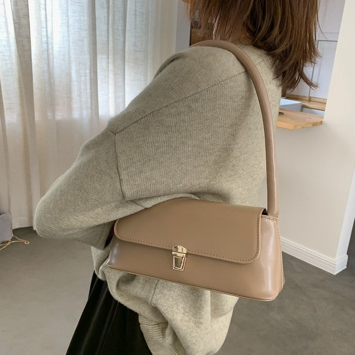 Cressida - Vintage skuldertaske med gyldne detaljer