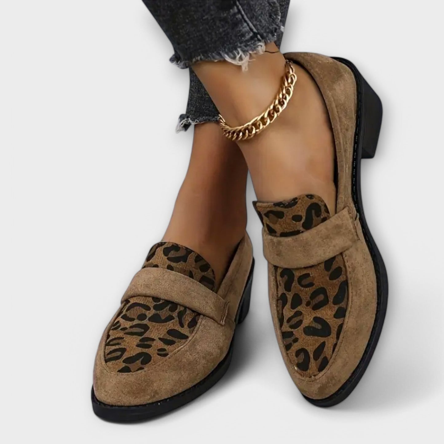 Mara - Klassiske slip-on loafers med leopardaccent