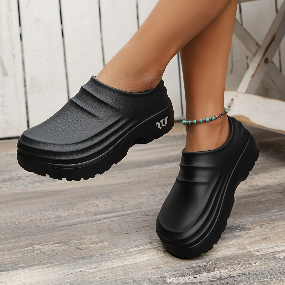 Sienna - Elegante slip-on træsko med slidstærk sål