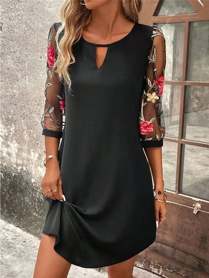 Moderne Let og Elegant Sommerkjole