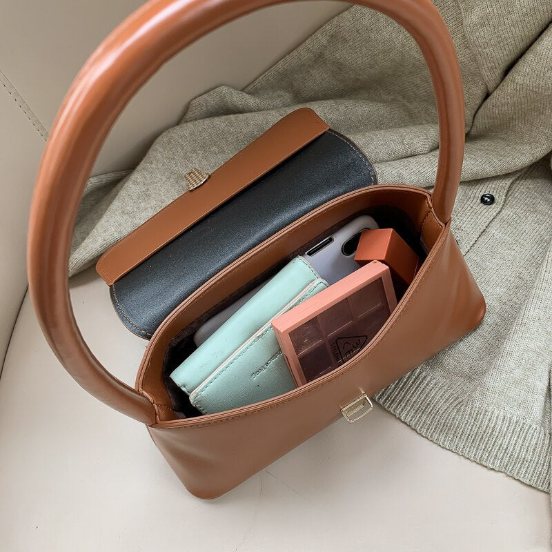 Cressida - Vintage skuldertaske med gyldne detaljer
