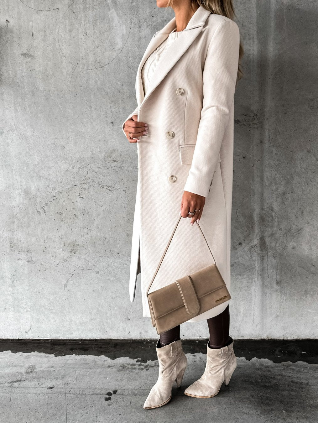 Behagelig Stilfuld Elegant Lang Cremefrakke