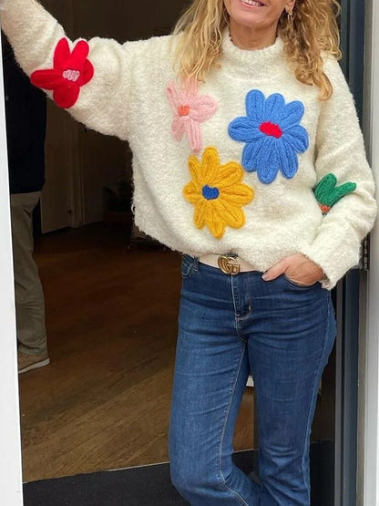 Blomsterstrikket sweater i blødt stof