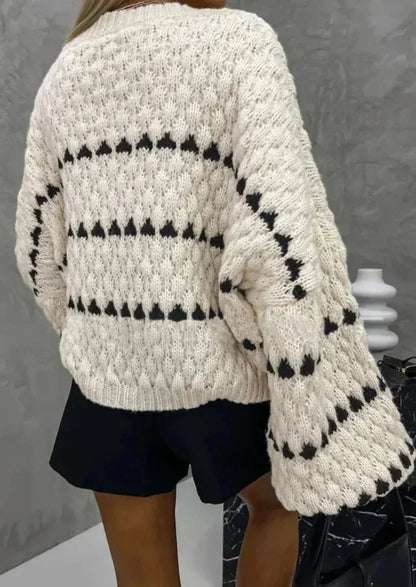Maja | Blød Struktureret Strikbluse Med Geometrisk Print