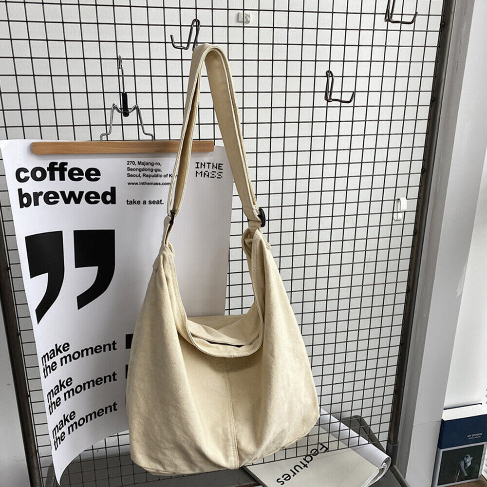 Ragna | Stor skuldertaske i kanvas med minimalistisk design