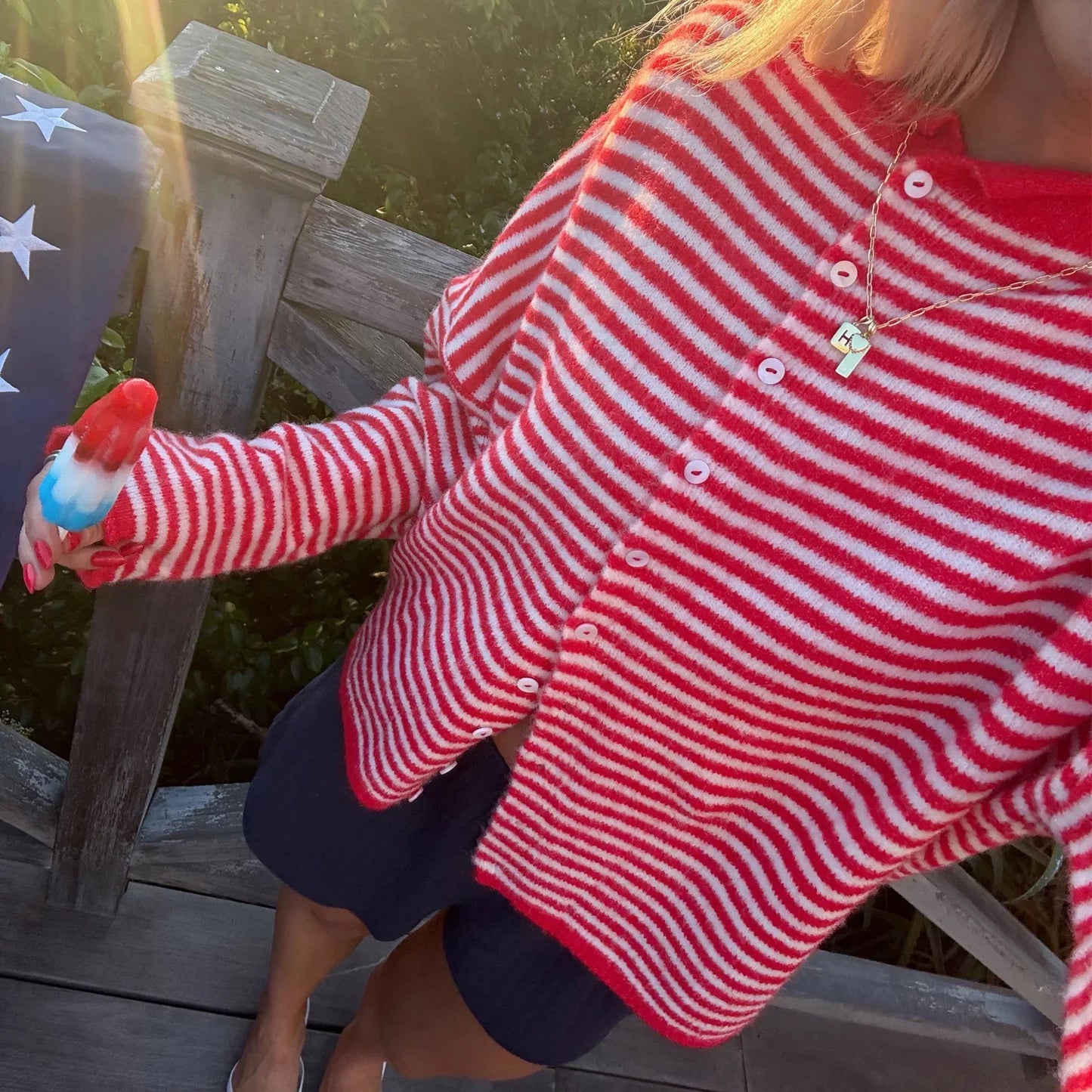 Dame Stribet Cardigan Sweater Med Knaplukning Foran