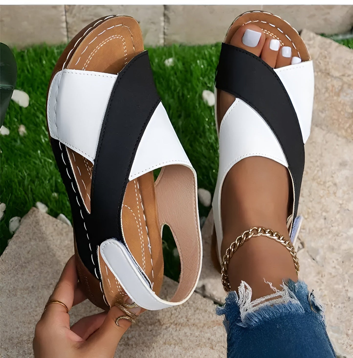 Emily - Elegante sandaler med åben tå og skrå hæl